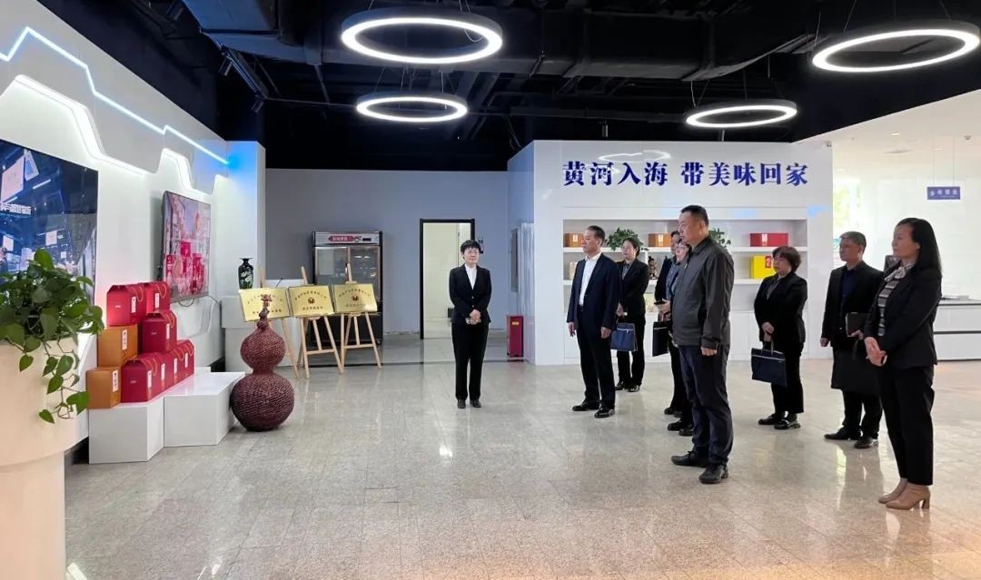 【對(duì)標(biāo)一流】德達(dá)資管公司赴山東藍(lán)海集團(tuán)開展對(duì)標(biāo)學(xué)習(xí)